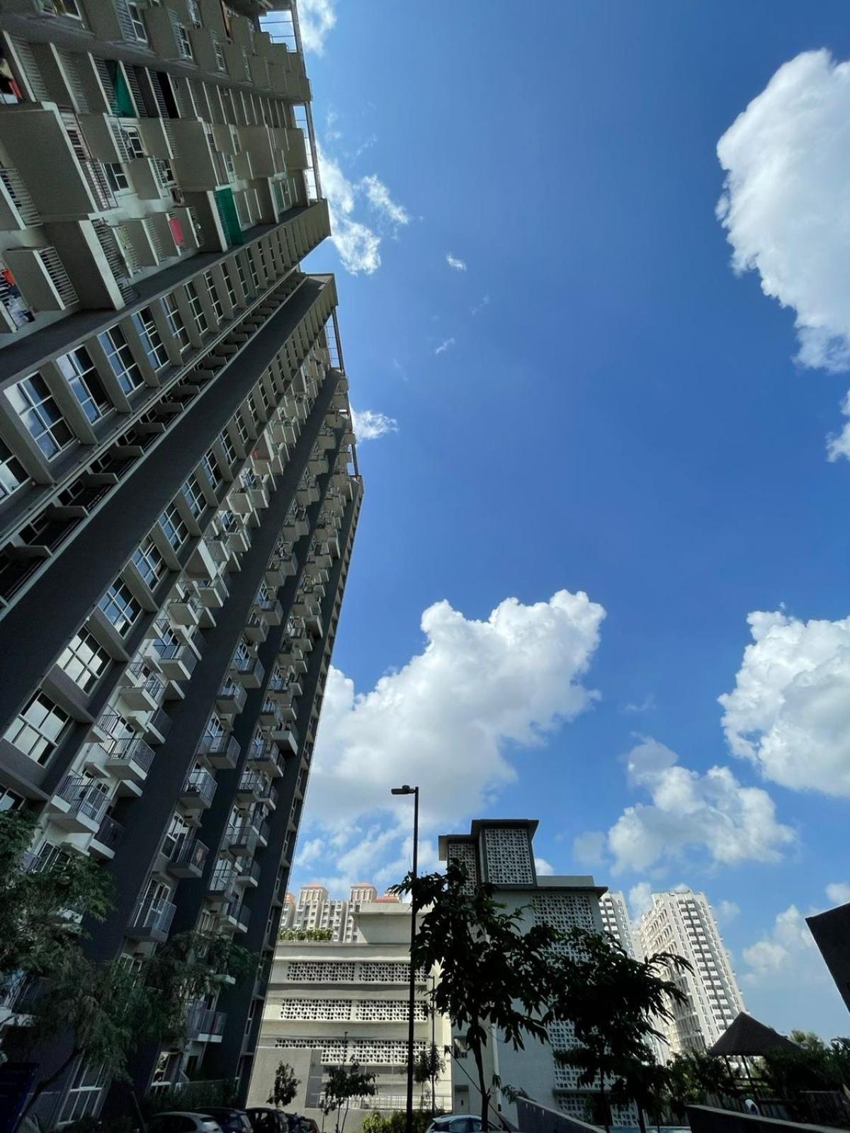 Peacock Palace 2Bhk Modern Ac Flat In Baner Poona Buitenkant foto