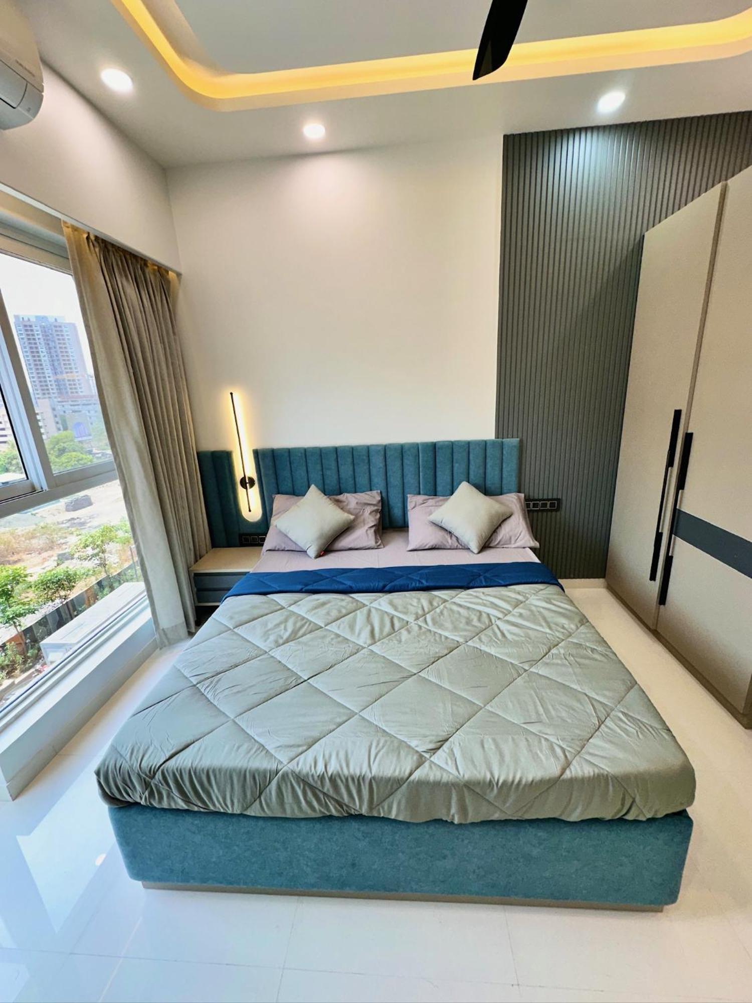 Peacock Palace 2Bhk Modern Ac Flat In Baner Poona Buitenkant foto