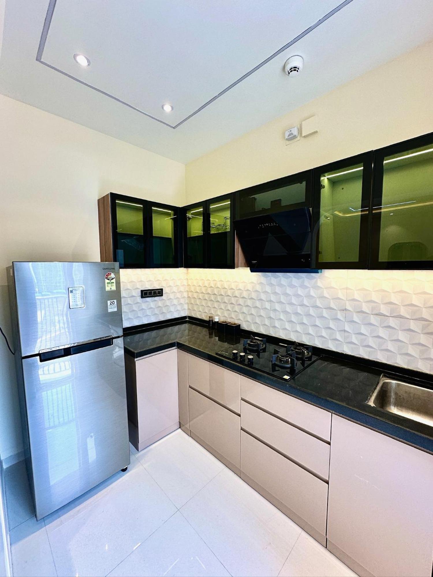 Peacock Palace 2Bhk Modern Ac Flat In Baner Poona Buitenkant foto